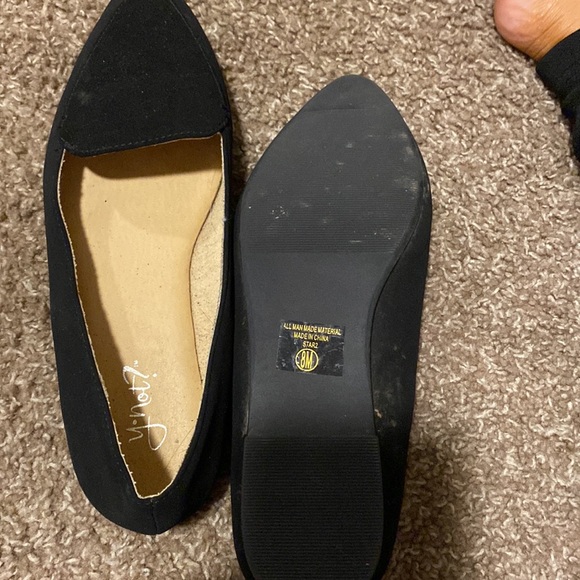 Too big - Picture 2 of 3